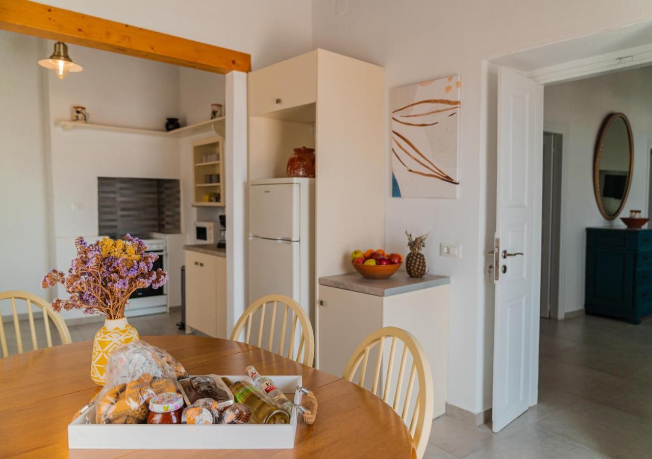 Komis Mansion Exámbela Kültér fotó
